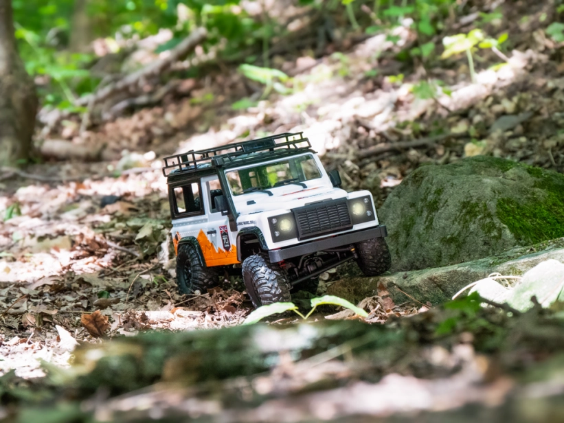 RC auto Land Rover Trail V2 1/12 RTR 4WD, bílá