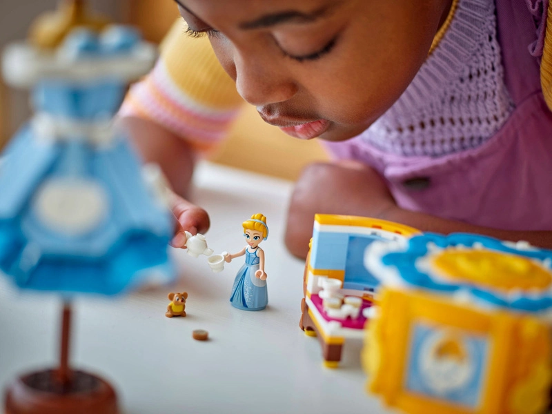 LEGO Disney Princess - Popoluškine šaty