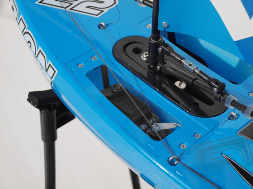 RC plachetnica Orion