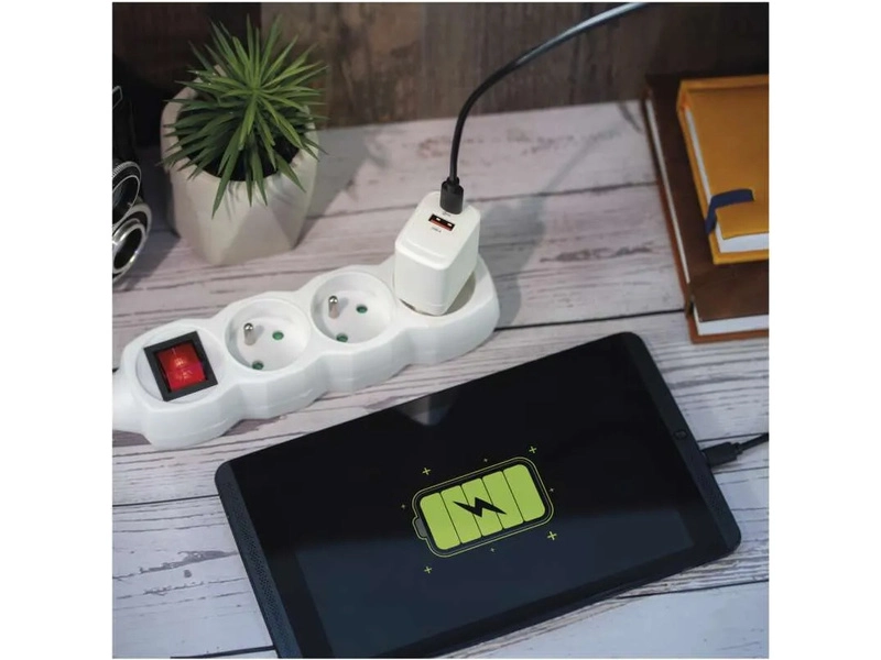 Napájací adaptér GaN PD 20W USB (napájanie)