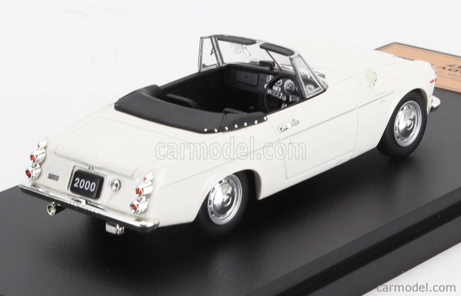 Edicola Datsun Fairlady 2000 (se311) Cabriolet Open 1967 1:43 Bílá