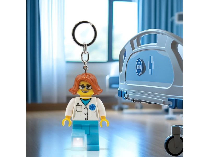 LEGO svietiaca kľúčenka – Ikonická doktorka