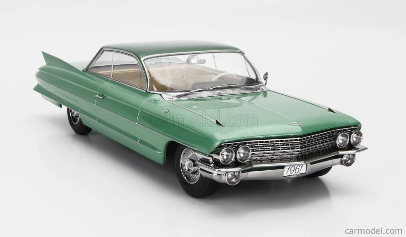 Cadillac Series 62 Coupe Deville 1961 v mierke 1:18, svetlozelená farba