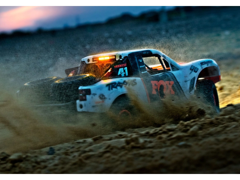 RC auto Traxxas Unlimited Desert Racer 1:8 RTR Rigid