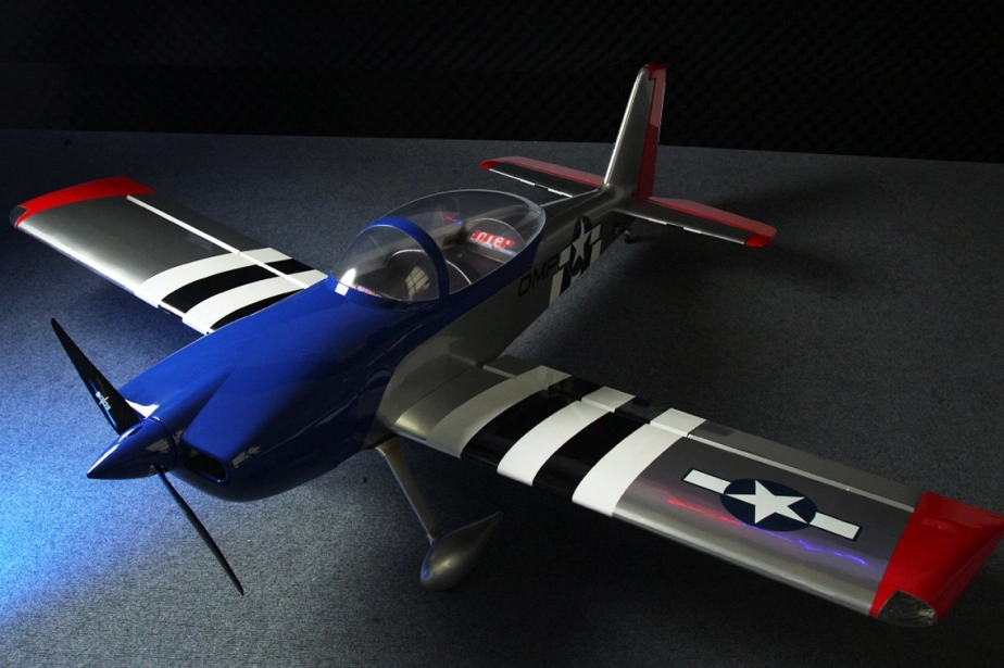 77" RV8 ARF - červená 1,95m