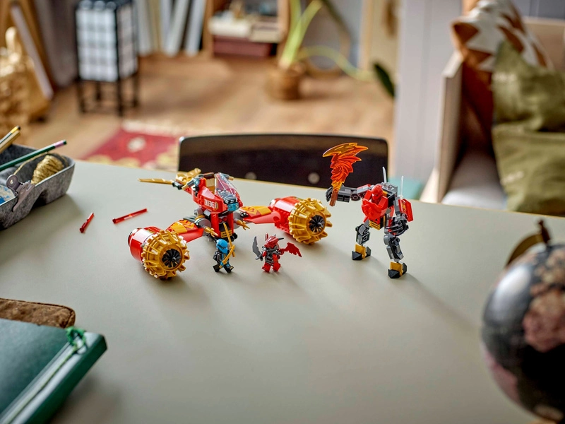 LEGO Ninjago – Kaiov búrkový jazdec a robot