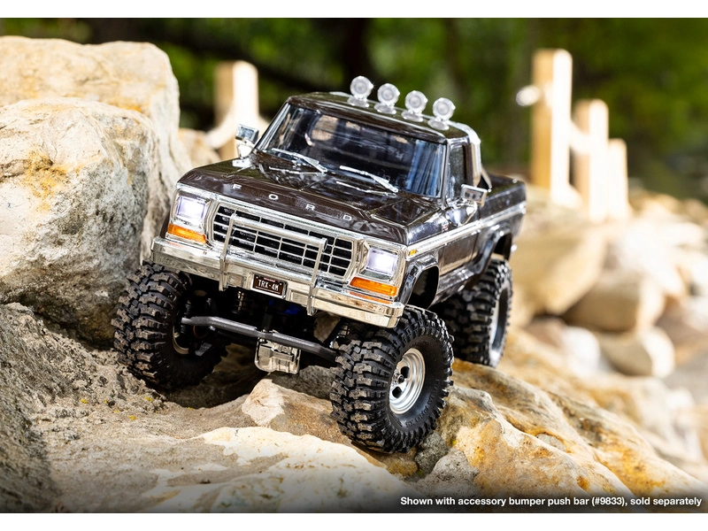 ROZBALENÉ – RC auto Traxxas TRX4-M Ford F-150 1979 1:18 RTR, čierne