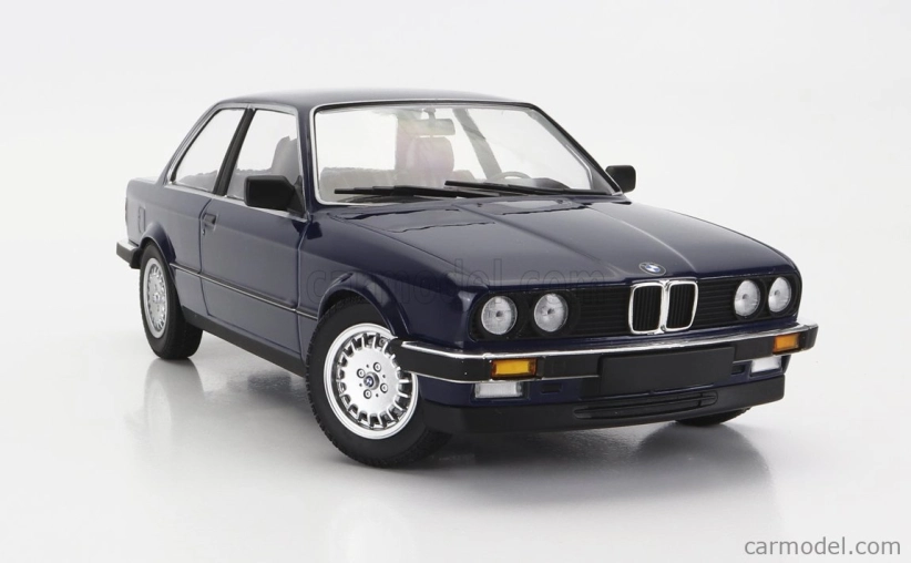 Minichamps BMW radu 3 323i 1982 1:18 modrá