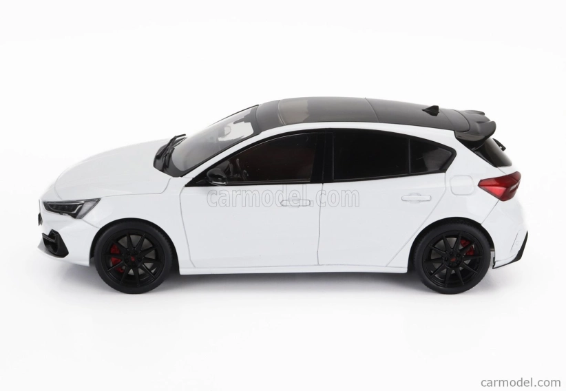 Mcg Ford england Focus St 2022 1:18 Biela