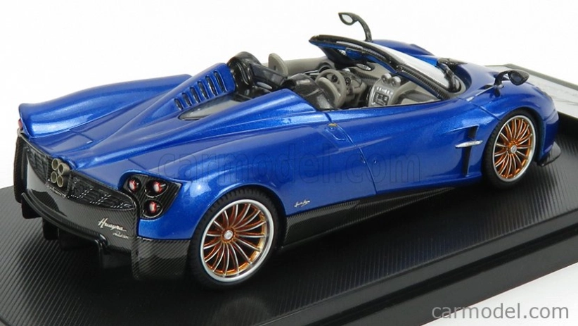 Lcd-model Pagani Huayra Roadster 2018 1:43 Blue Met