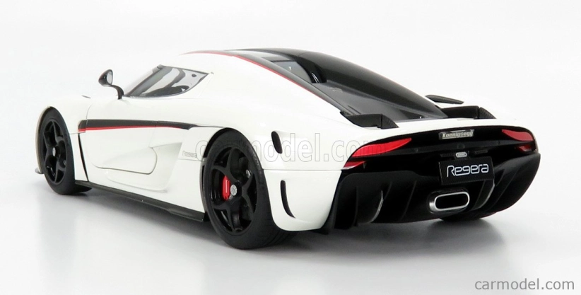 Autoart Koenigsegg Regera 2016 1:18 Biela čierna Carbon Red