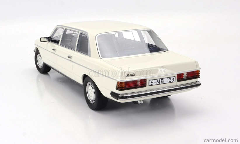 Modely v mierke E Mercedes Benz triedy E 250 (w123) 1978 1:18 Biela