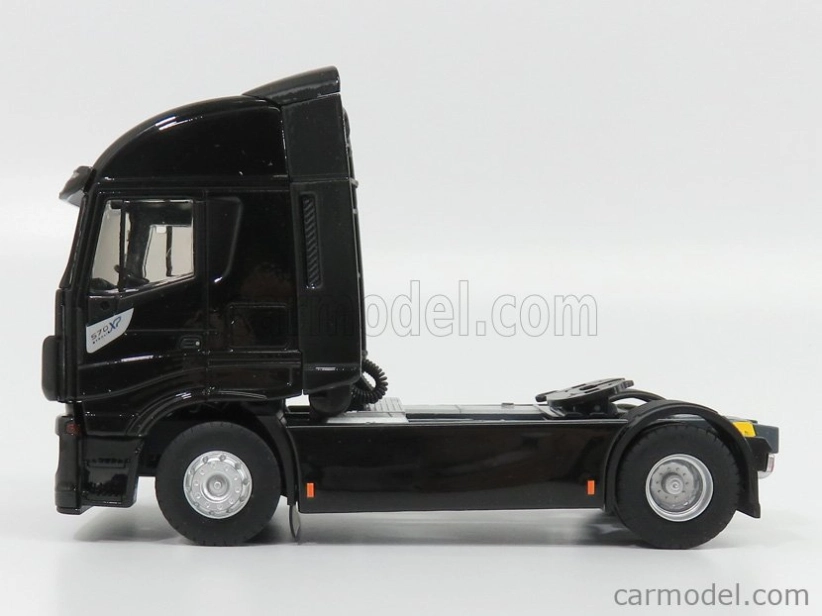 Eligor Iveco fiat Stralis 570xp ťahač 2-assi 2016 - Exkluzívny model auta 1:43 Brillant Black