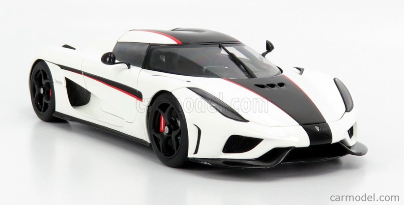 Autoart Koenigsegg Regera 2016 1:18 Biela čierna Carbon Red