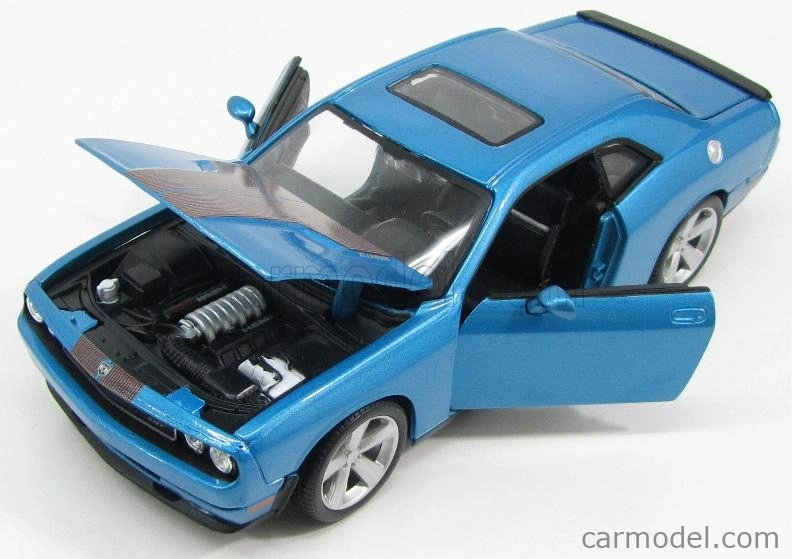 Maistoge Challenger Srt8 6.1 Hemi Coupe 2008 1:24 Light Blue Met