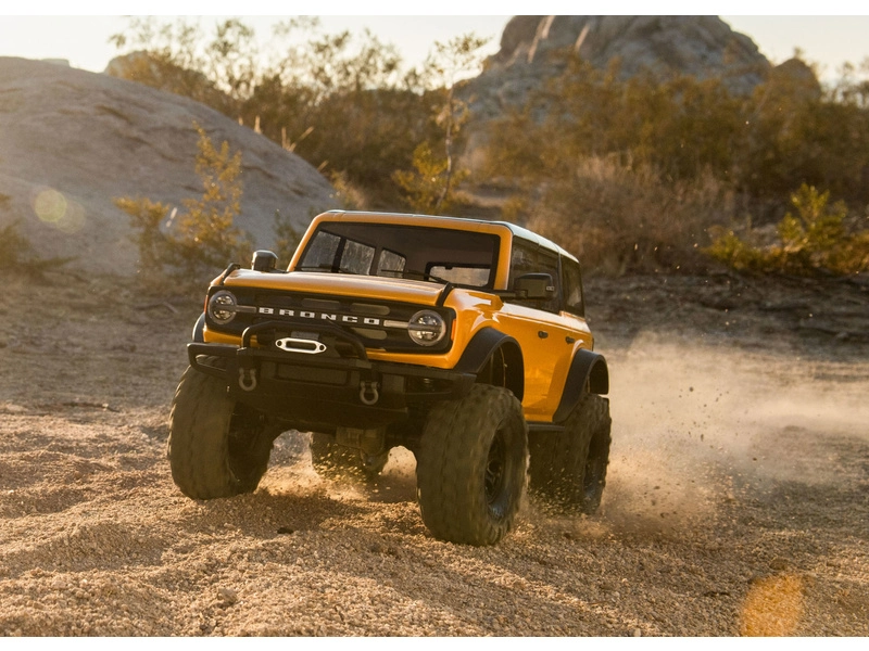 RC auto Traxxas TRX-4 Ford Bronco 2021 TQi 1:10 RTR, oranžová