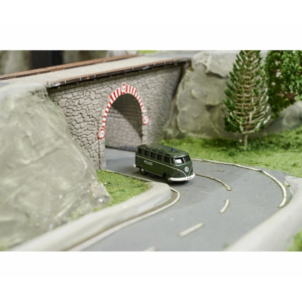 RC súprava VW T1 policajné auto a maltézska sanitka 1:87