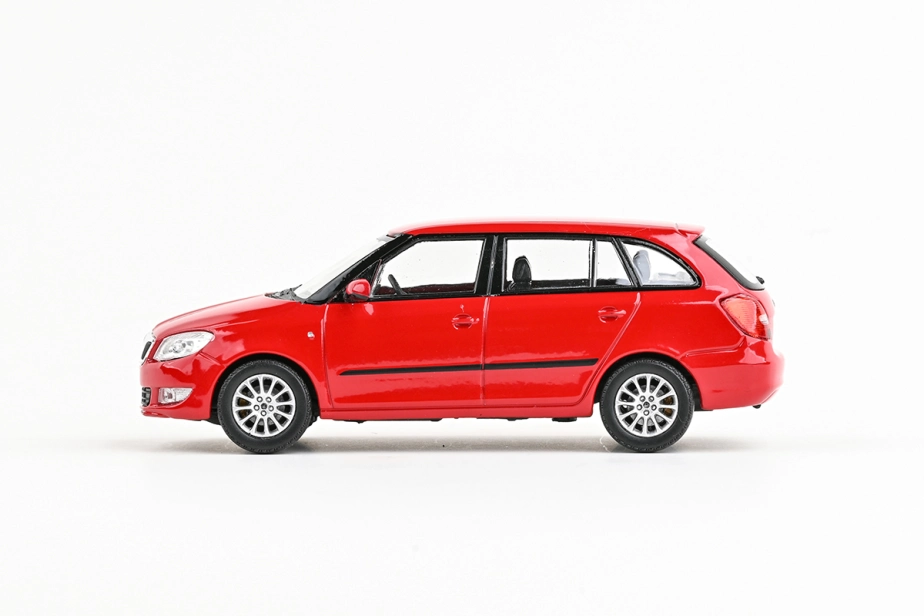Abrex Škoda Fabia II FL Combi (2013) 1:43 - Červená Corrida