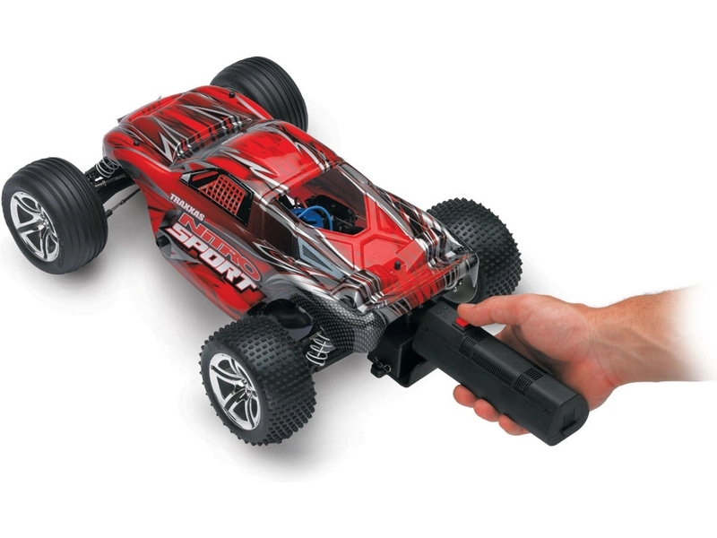 RC auto Traxxas Nitro Sport 1:10