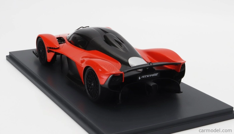Schuco Aston martin Valkyrie 2021 1:18 Cosmos Orange