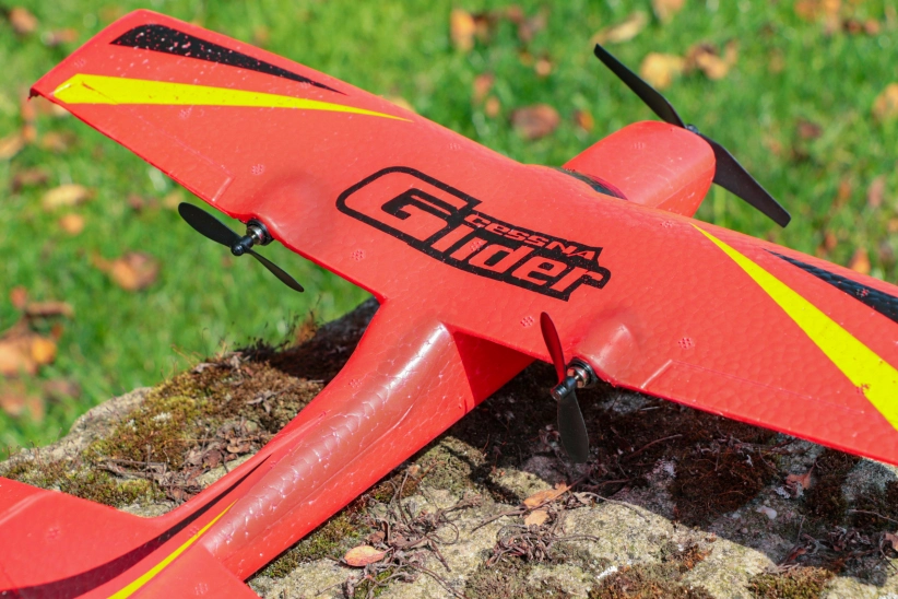 RC lietadlo Cessna Glider Z50, červená