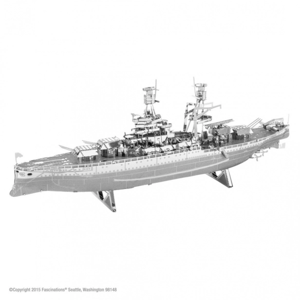 Ocelová stavebnice USS Arizona