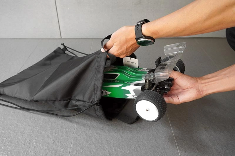 Vak na záda pro 1/10 modely
