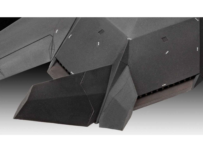 Revell Lockheed Martin F-117A Nighthawk (1:72)