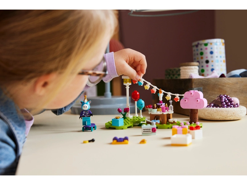 LEGO Animal Crossing - Julianova oslava narodenín
