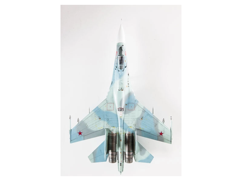 Zvezda Suchoj SU-27SM (1:72)