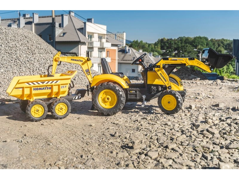 FALK – Šliapací traktor Komatsu s bagrom a maxi vlečkou