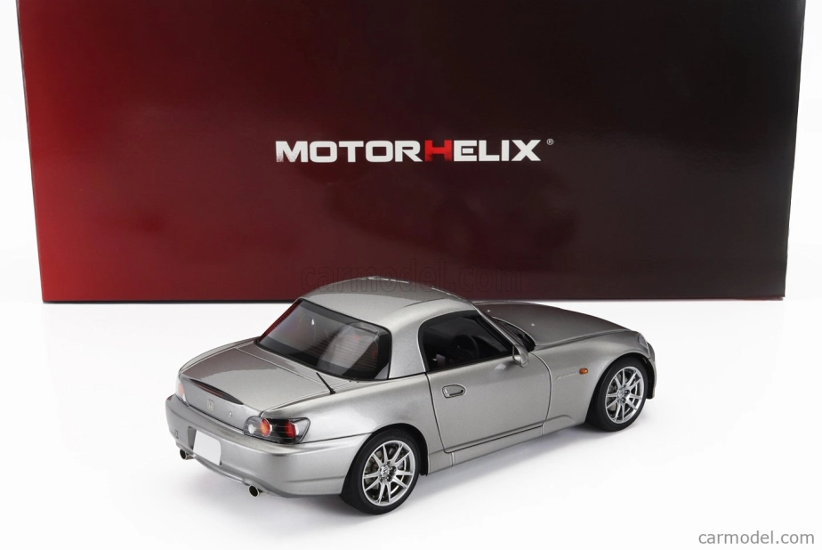Motorhelix Honda S2000 (ap2) Spider With Engine And Accessories 2000 1:18 Silver