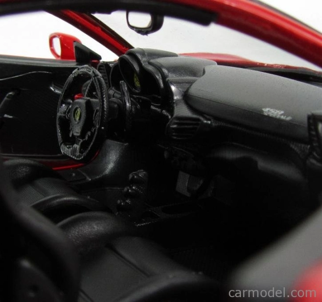 Bburago Ferrari 458 Speciale 1:18 červená