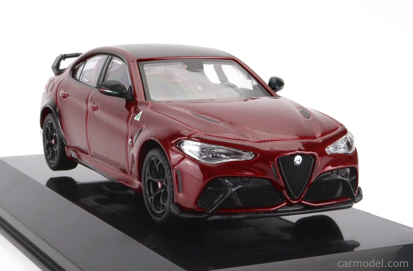 Bburago Alfa romeo Giulia Gtam 2020 1:43, červená