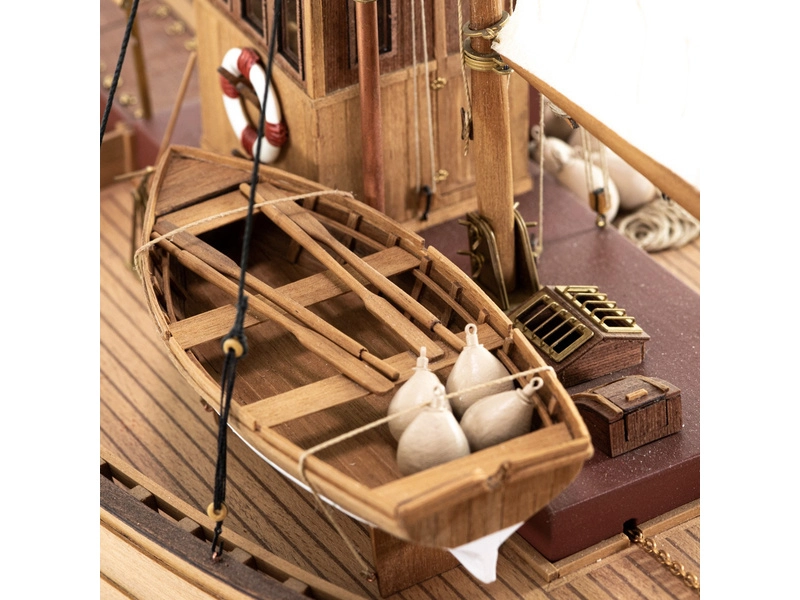 AMATI Fifie rybársky kuter 1850 1:32 kit