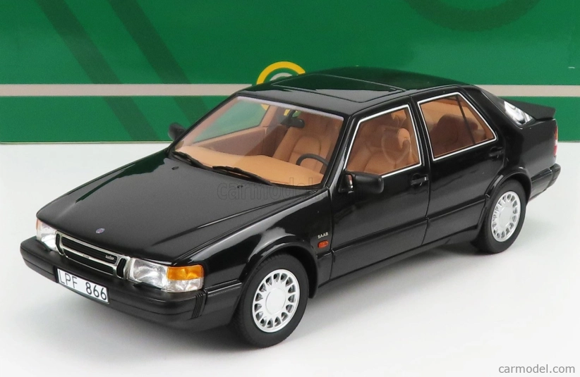 Modely v mierke Cult-scale Saab 9000 Turbo 1984 1:18 Black Met
