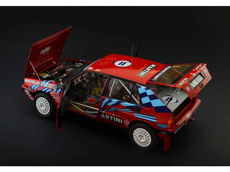 Italeri Lancia Delta HF Integrale Sanremo 1989 (1:12)