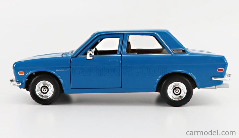 Maisto Datsun 510 1971 1:24 modrá