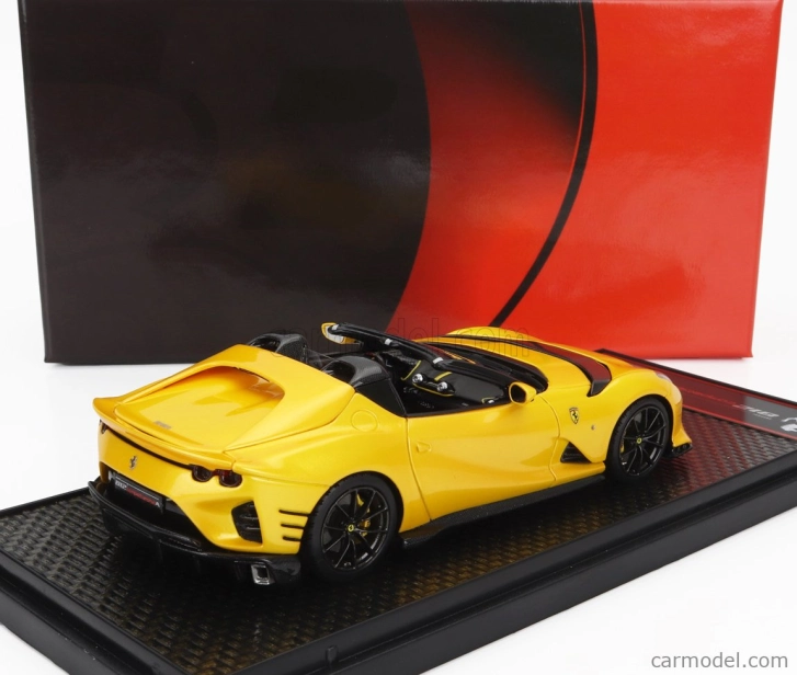 Bbr-models Ferrari 812 Competizione A Spider 2022 - Čierne kolesá 1:43 Giallo Tristrato - Yellow Met
