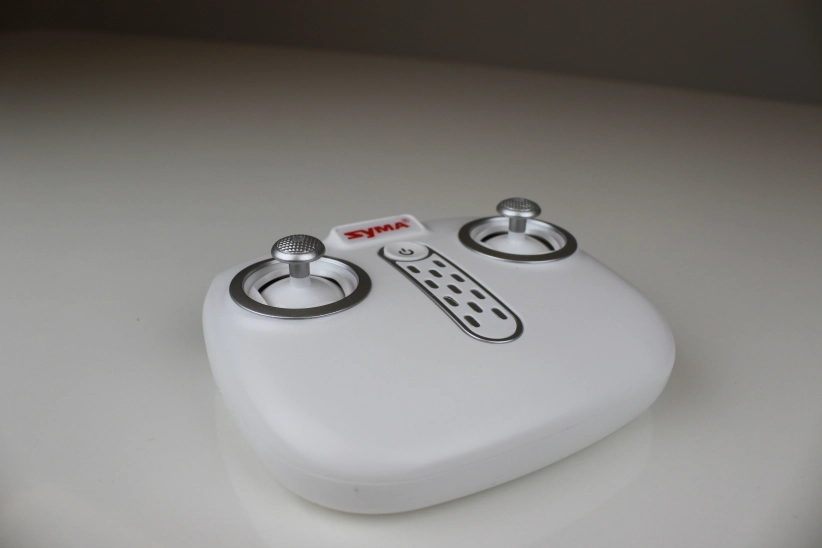 Dron Syma X21