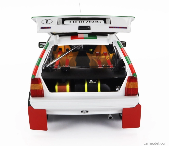 Kyosho Lancia Delta Hf Integrale 4wd (night Version) Team Lancia Totip N 1 Winner Rally Targa Florio 1987 Dario Cerrato - Giuseppe Cerri 1:18 Bílá Červená Zelená