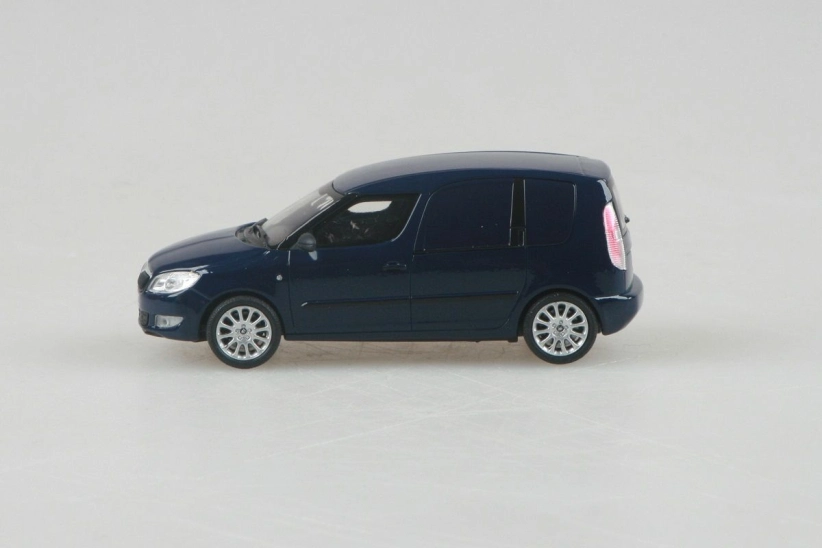 Abrex Škoda Roomster FL Praktik (2010) 1:43 - Blue Pacific Uni