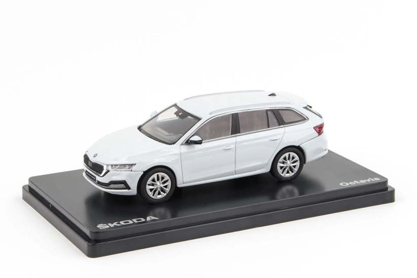 Abrex Škoda Octavia IV Combi (2020) 1:43 – biela moon metalíza