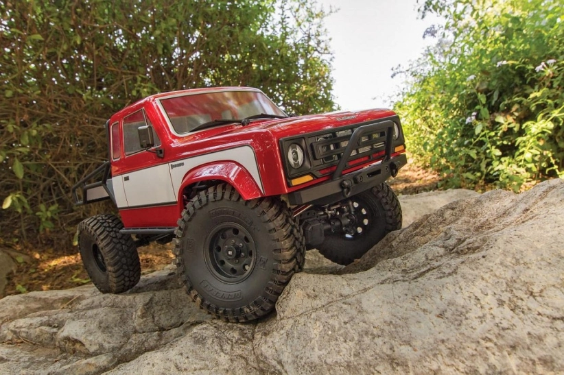 Element RC – Enduro Trail Truck RTR s karosériou (červená)