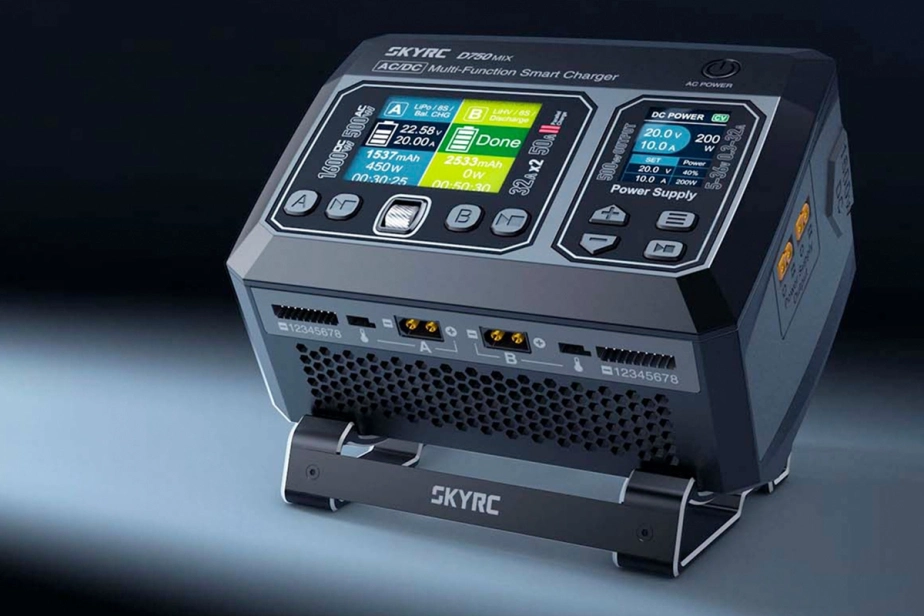SKY RC D750 MIX nabíječ 1600W
