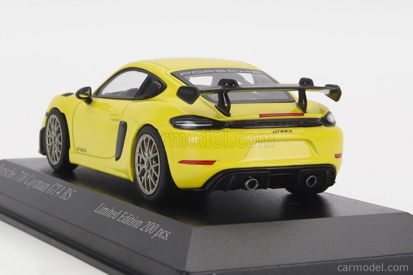 Minichamps Porsche 718 (982) Cayman Gt4 Rs 2021 1:43 žltá