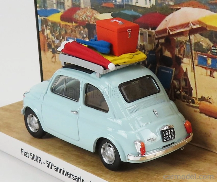 Brumm prom Fiat 500r 1972 - Tutti Al Mare - Saluti Da Oltrona S.m. 1:43, světle modrá