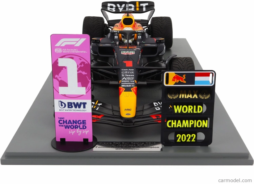 Spark-model Red bull F1 Rb18 Team Oracle Red Bull Racing N 1 World Champion Winner Japan Gp With Pit Board 2022 Max Verstappen 1:12 Matte Blue Yellow Red