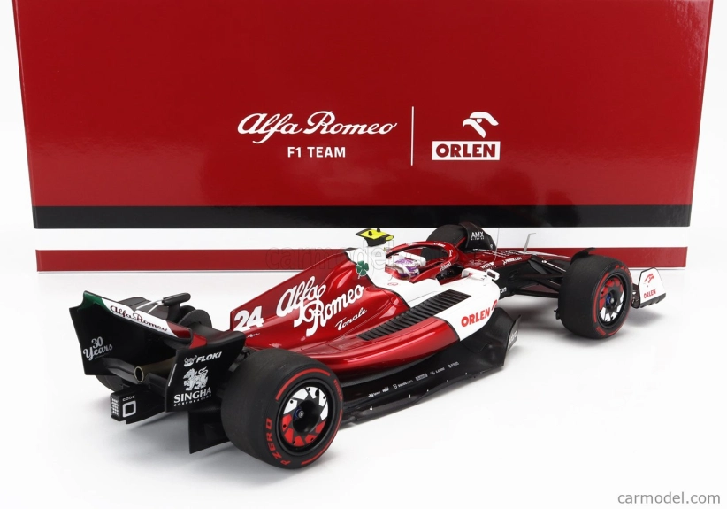 Minichamps Alfa romeo F1 C42 Team Orlen Racing N 24 1:18, bíločervená