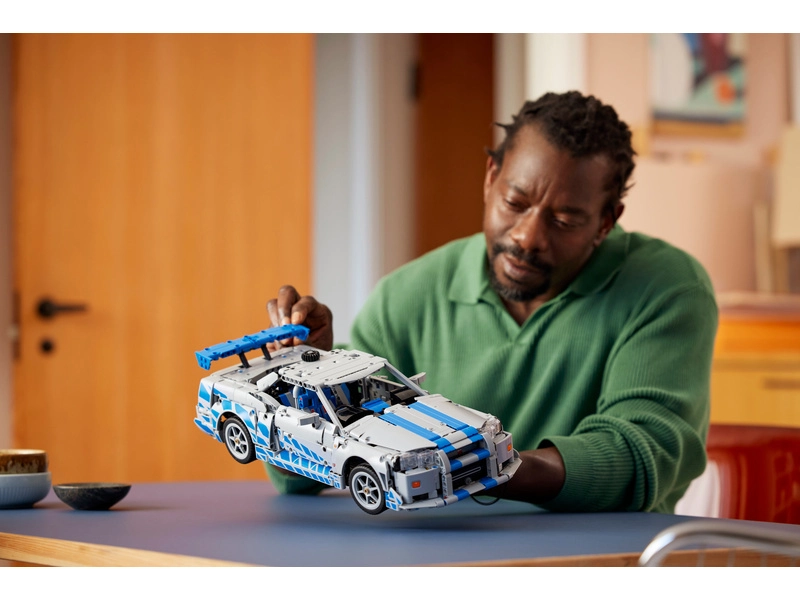 LEGO Technic - 2 Fast 2 Furious Car Nissan Skyline GT-R (R34)